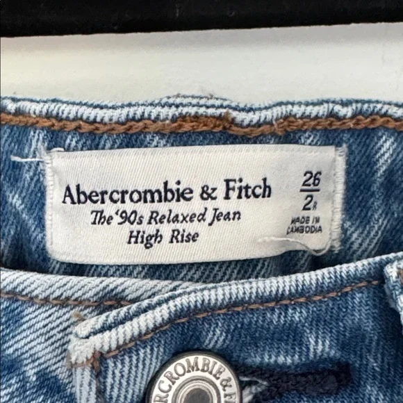 Abercrombie & Fitch The 90's Relaxed Jean High Rise, Curve Love - Size 26/2 - Picture 4 of 8